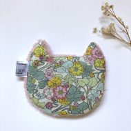 chat pastel vintage rose face