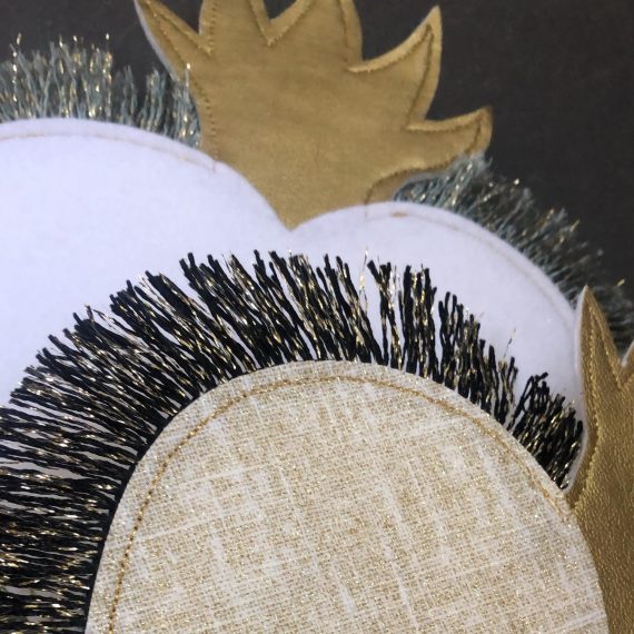 ex voto noir et doré détails