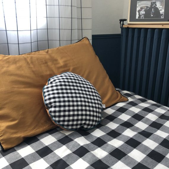 40BA5C2A-5E7B-4654-8C33-35C545249381