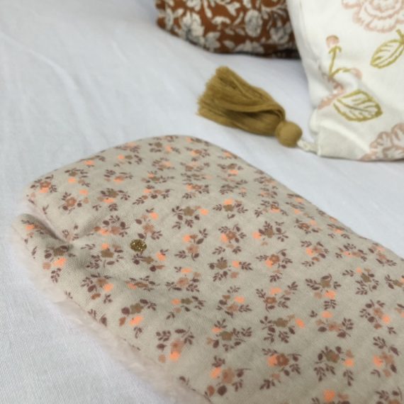 23F7C1B6-9C3A-4ACE-BE6F-86C218F55FCD